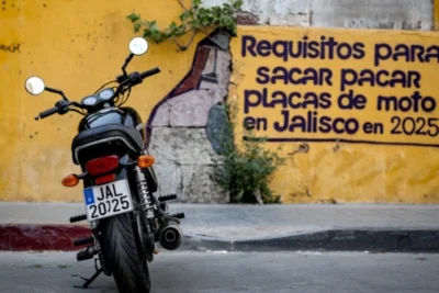 Requisitos para sacar placas de moto en Jalisco en 2025